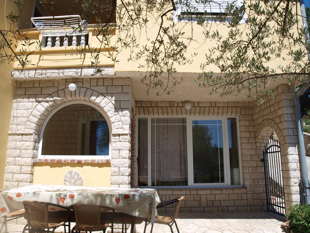 Apartments Dumicic Supetarska Draga Exterior foto
